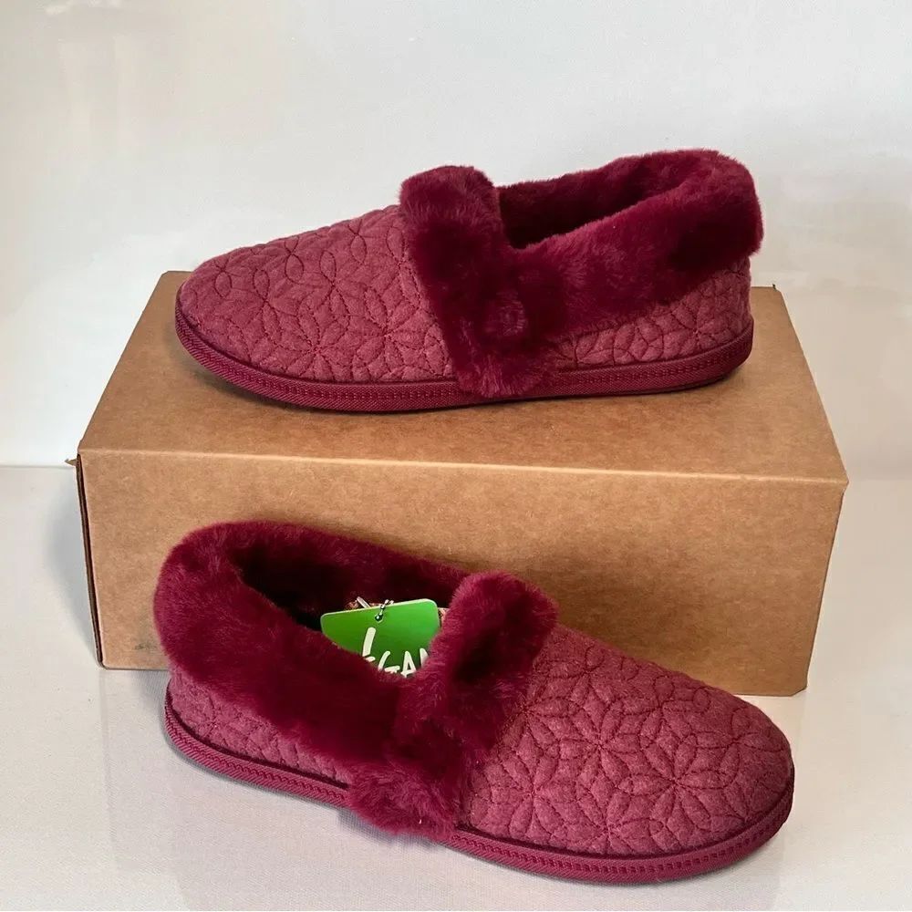 Skechers Bright Blossom Cozy Campfire Floral Quilted Slipper